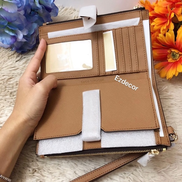 NWT Michael Kors Jet Set Double Zip Wristlet Brown - Picture 5 of 8